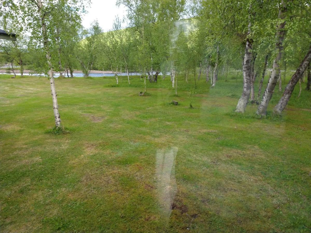 Vetsikon Leirintaemoekit Hotel Utsjoki Exterior photo
